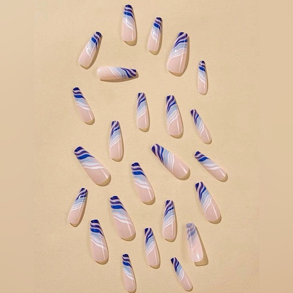 HOT 🔥 Blue Tip Swirl Design Long Square Press On Nails - Picture 3 of 4